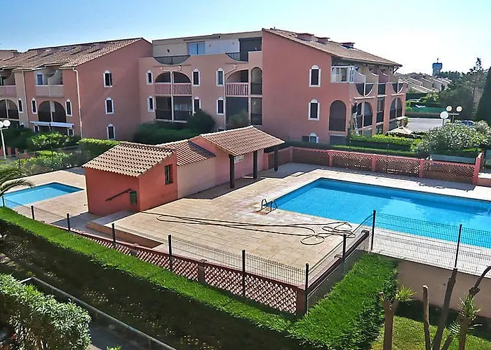Cosy T1 Avec Mezzanine, A 7' A Pied De La Et Du Centre, Wifi, Clim, Parking Prive, Piscines Apartman Canet-en-Roussillon